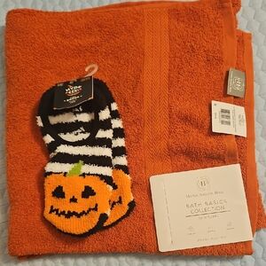 Halloween Pumpkin Socks and Towel Set